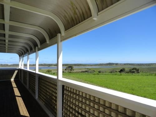 High View Family Cottages0