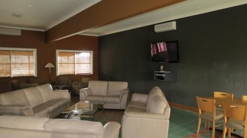 Hermitage Hill Country Retreat4