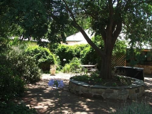 Mintaro Hideaway2
