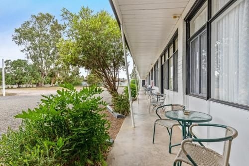 Gazebo Motor Inn3