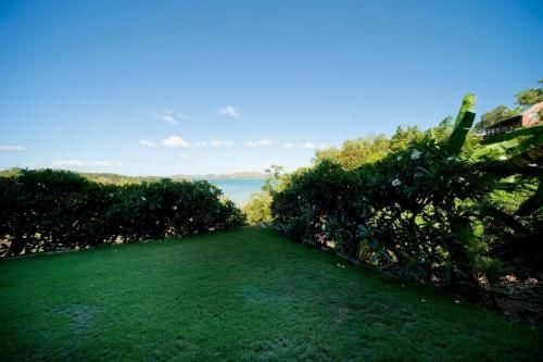 Picturesque on Passage - Shute Harbour1