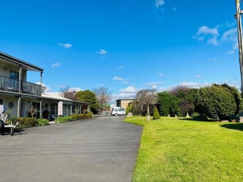 Mid Valley Motel4