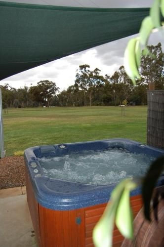 Goolwa Spa & River Retreat House (Goolwa Spa & River Retreat)3