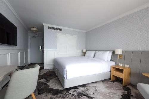 เดอะบีชคอมเบอร์ โฮเทลแอนด์รีสอร์ต แอสเซนด์โฮเทลคอลเลกชัน (The Beachcomber Hotel & Resort, Ascend Hotel Collection)0
