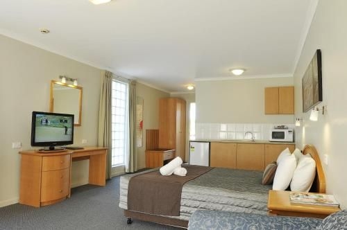 Chittaway Motel1