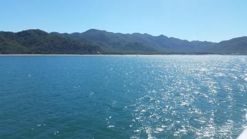 Shambhala Retreat Magnetic Island Cottages1