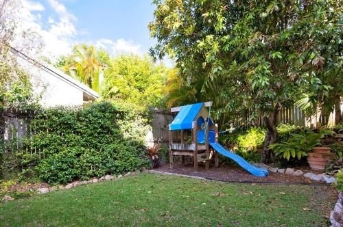 45 Park Edge Road1