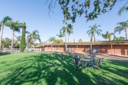 Billabong Motel0