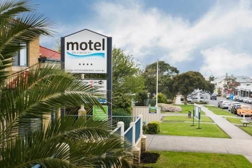 Motel On A'Beckett0