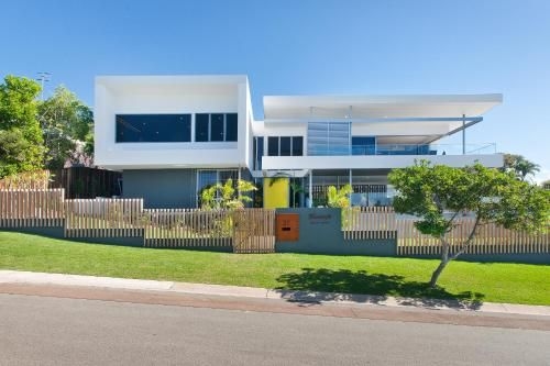 Bluey's Beach House - 5 Bedroom3
