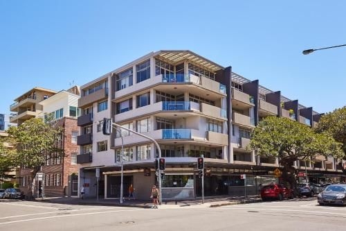Stylish Manly Studio With BBQ Terrace and Parking1
