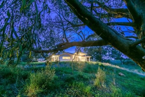 Lakeview Luxury Retreat1