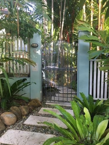 Garden Villa on Murphy1
