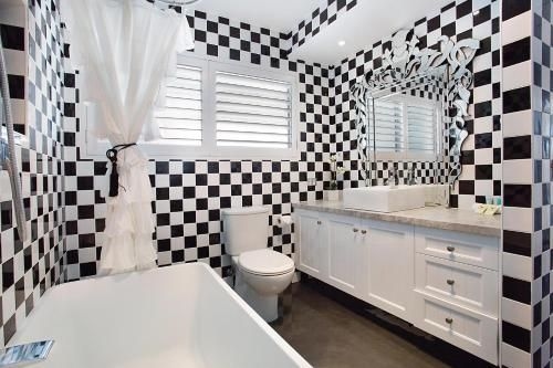 Coastal Elegance3