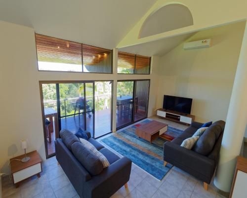 230 Scenic Drive3