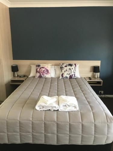 Kootingal Landview Motel0