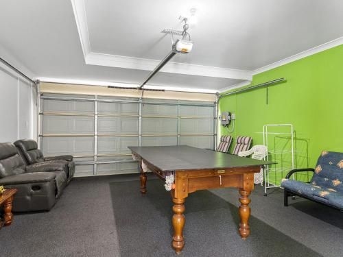 Wenneelys - 26/45 St Andrews Boulevard2