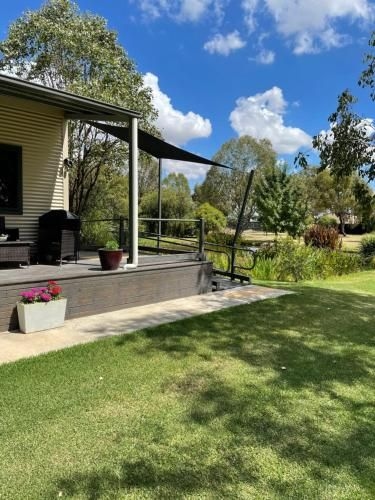 Appleyard BnB3