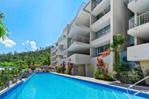 Sea Forever on Azure Seas - Airlie Beach3