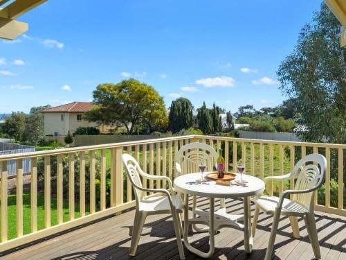 22 Broadbeach Drive0