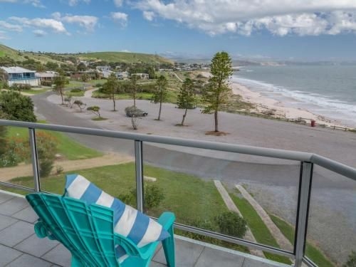 King of North Bay - 103 Gold Coast Drive4
