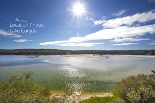 77 Lake Entrance Rd - Waterfront Wonder2