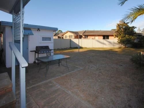 59 Wharf Street Opposite Bowling Club4