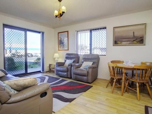 Seabreeze 6 Opposite Bowling Club1