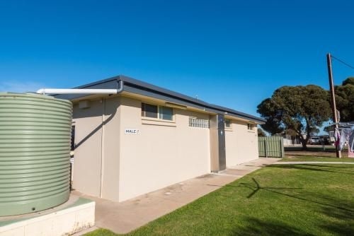 Edithburgh Caravan Park1