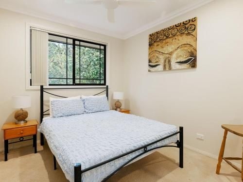 2/11a Christmas Bush Avenue - fantastic townhouse close to Dutchies Beach3