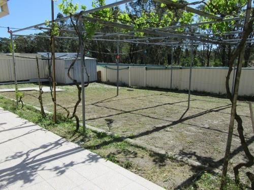 The Salamander', 99 Salamander Way - aircon & large yard for kids4
