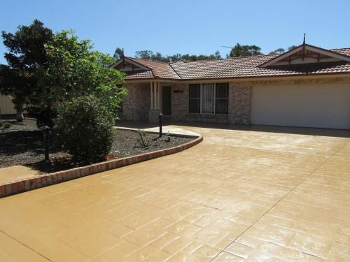 The Salamander', 99 Salamander Way - aircon & large yard for kids3