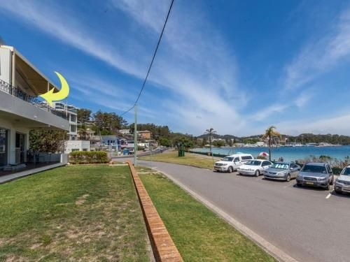 3 'Sunset' 11 Victoria Parade - stunning unit right across from the water1