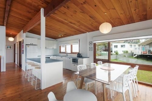 17 Dulling Street - Beach House4