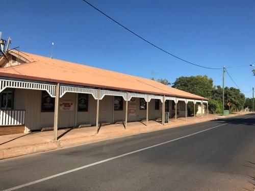 Wagon Wheel Motel4