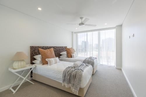 Astina Suites, Forster2