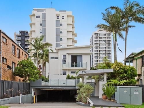 Eden Apartments Unit 302 - Luxury 2 bedroom apartment close to the beach4