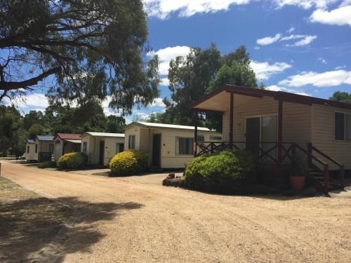 Acacia Caravan Park & Holiday Units1