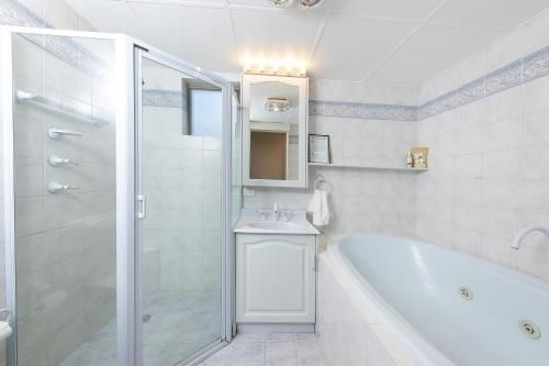 Ocean Crest 101