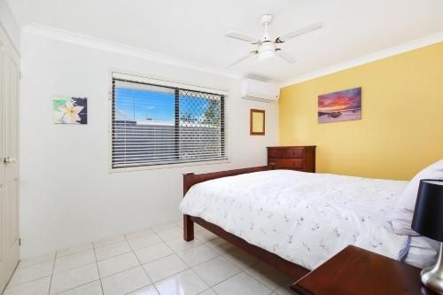 Michael Street 39, Golden Beach2