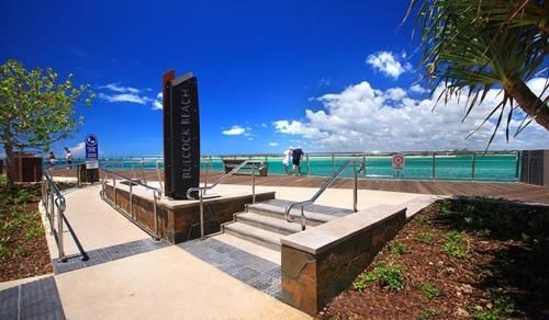 Columbia Point U6, 7 Bulcock Beach Esp1