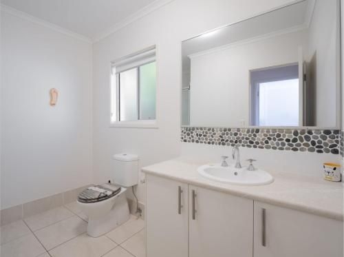 Coolum Street 41, Dicky Beach1