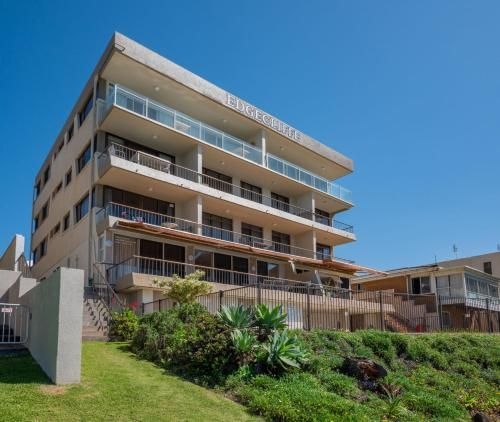 Edgecliffe Unit 4, 4 Esplanade Kings Beach3