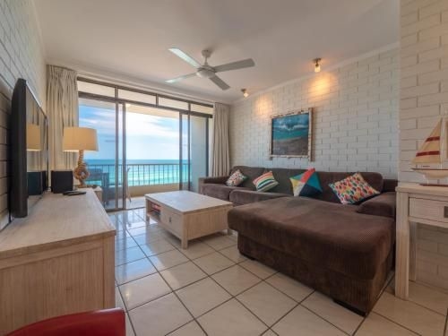 Edgecliffe Unit 4, 4 Esplanade Kings Beach1
