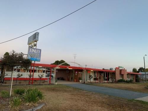 Finley Motel3