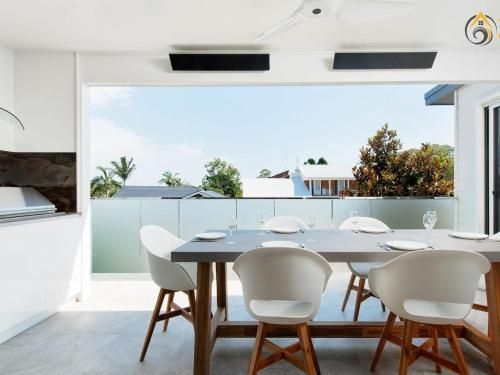 Luxury in Corlette - 4 Drungall Ave4