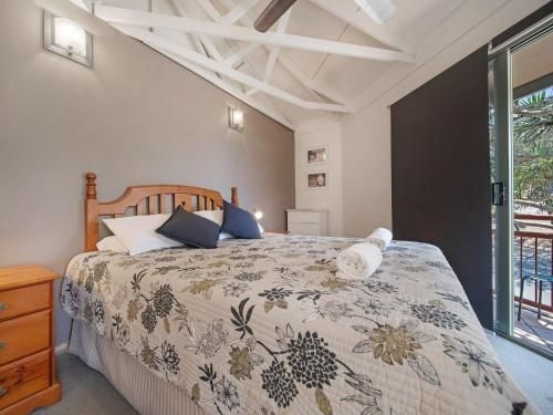 16 Pt Lookout Beach Resort2