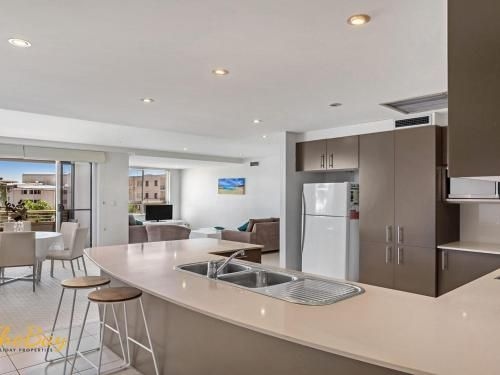 Carrington No.4 - Nelson Bay CBD0