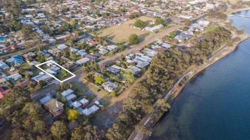 Windsong - Pet friendly, wifi and close to water2