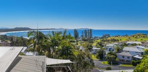 Whitecaps, 26 East Street2